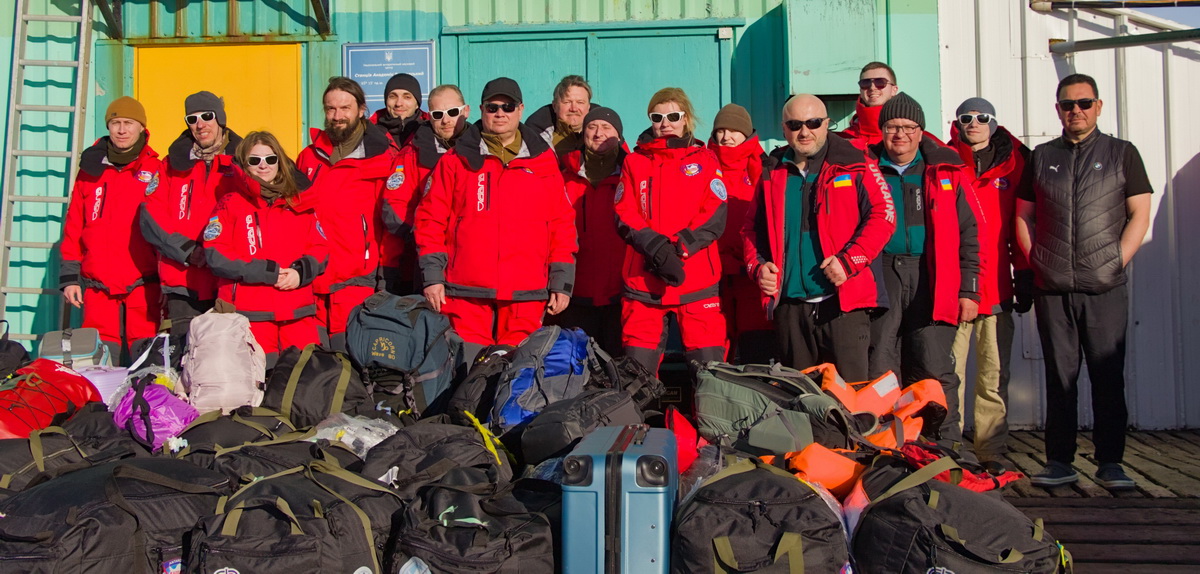 На станцію «Академік Вернадський» прибула нова експедиція, яку очолила Анжеліка Ганчук з Вінниці - фото 16