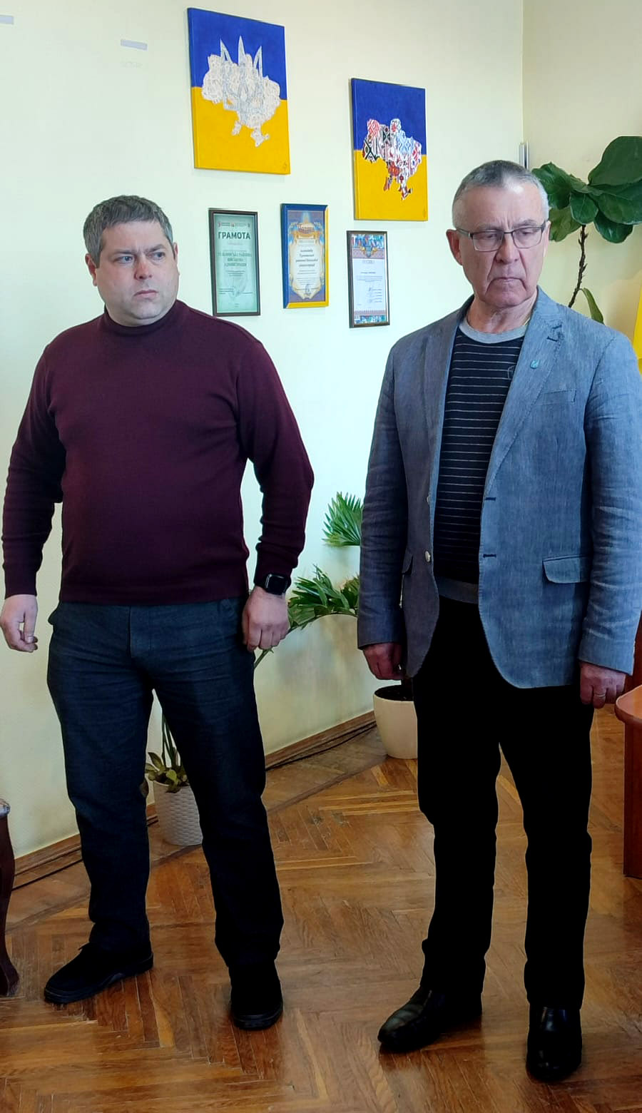 На Вінниччині матері безвісти зниклого воїна передали «Золотий Хрест» - фото 2