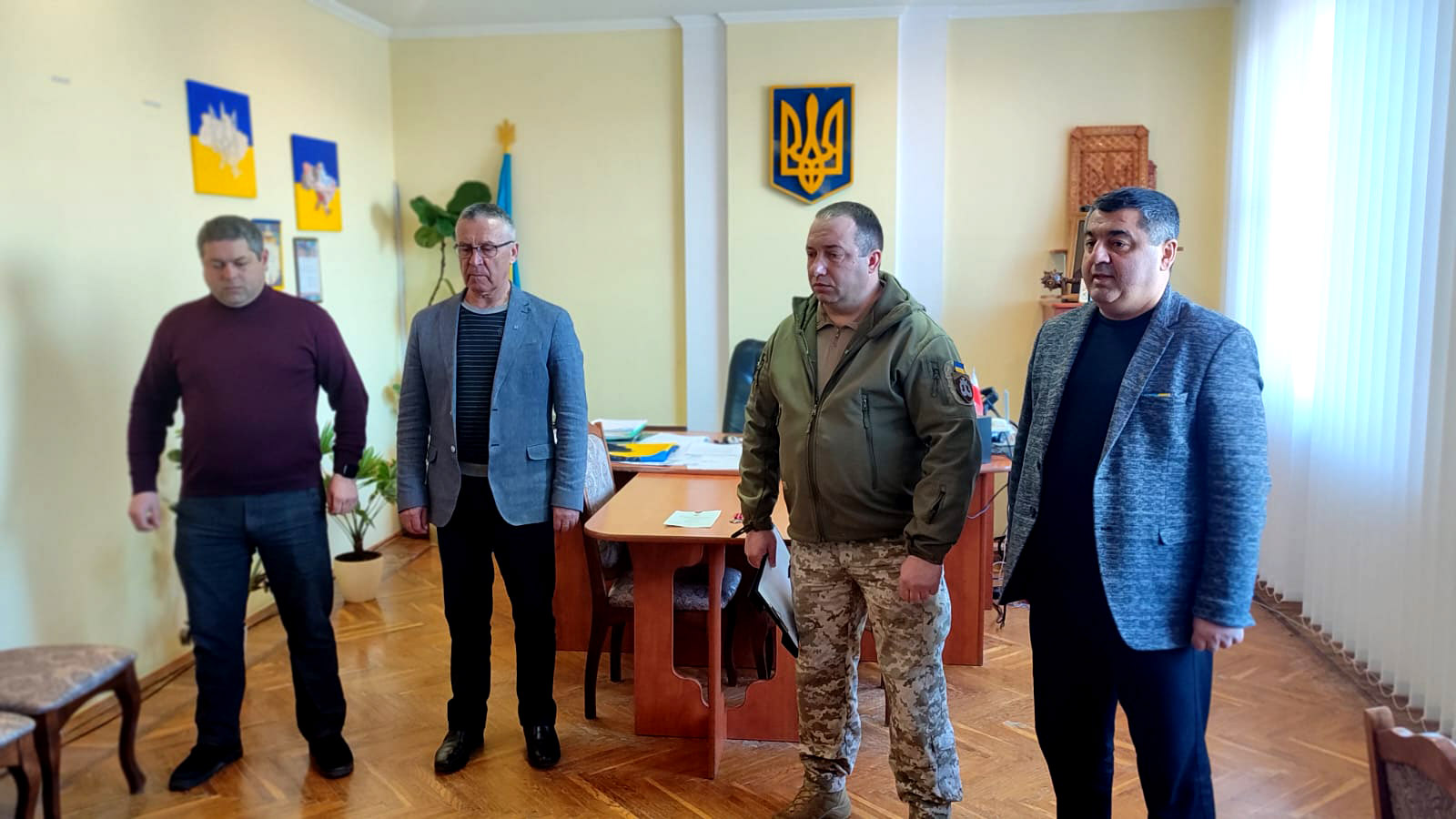 На Вінниччині матері безвісти зниклого воїна передали «Золотий Хрест» - фото 4