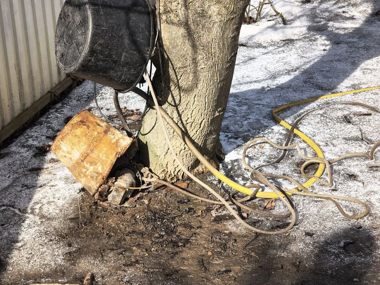 У Вінницьких Хуторах жінка зливали відходи з вигрібної ями на подвір’я