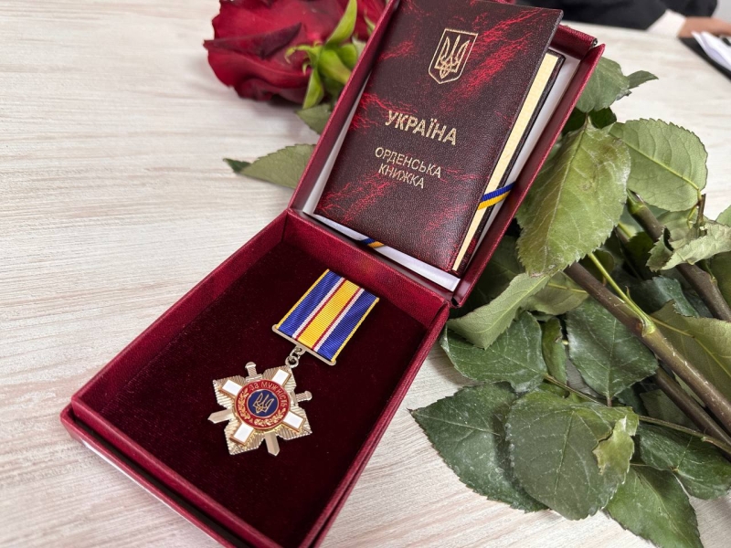 Орден «За мужність» ІІІ ступеню передали рідним загиблого воїна з Уманщини