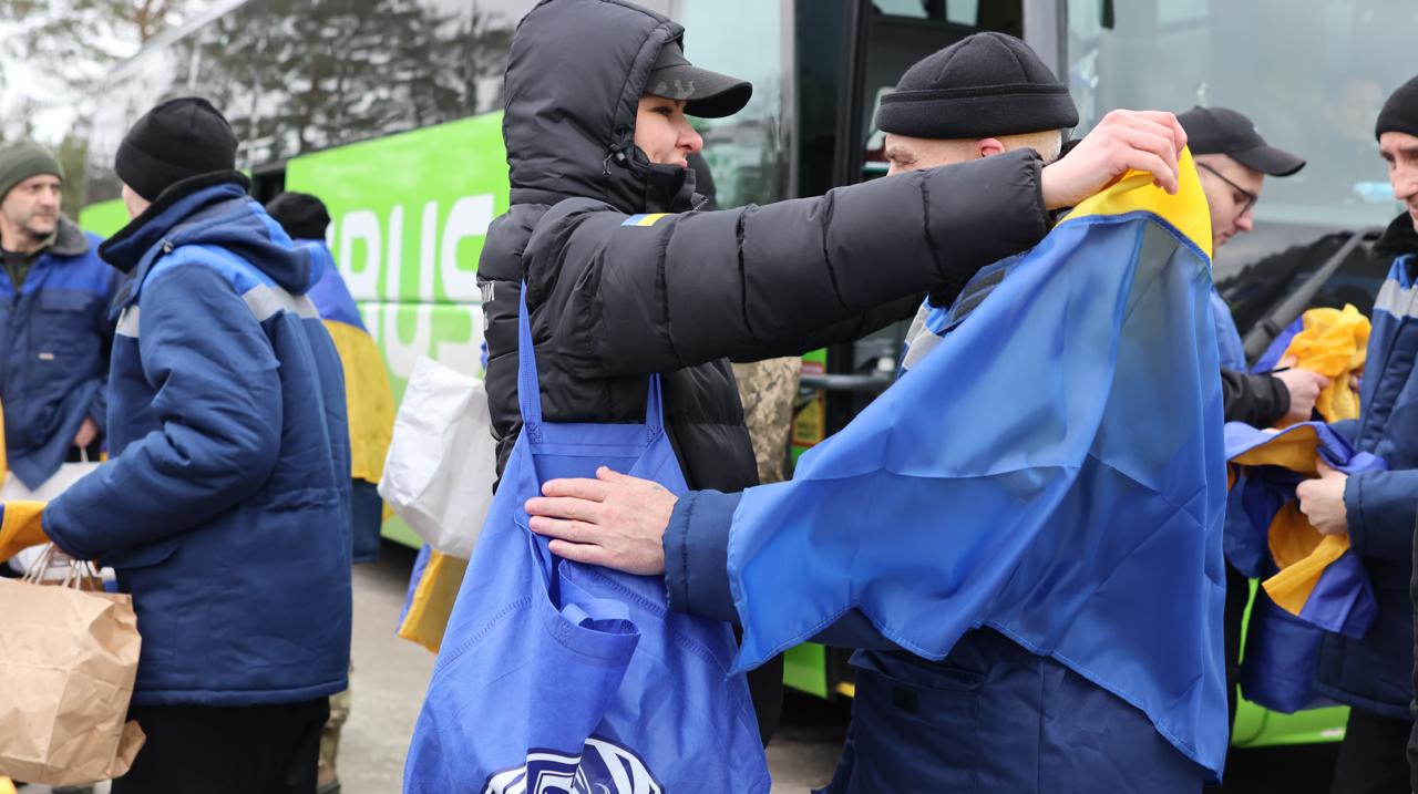 З російського полону повернулися 200 українських захисників - фото 24