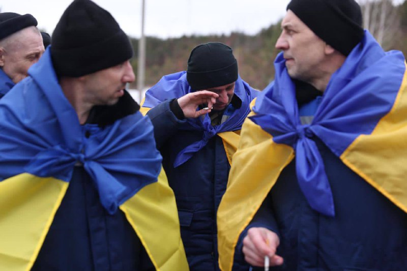 З російського полону повернулися 200 українських захисників - фото 14