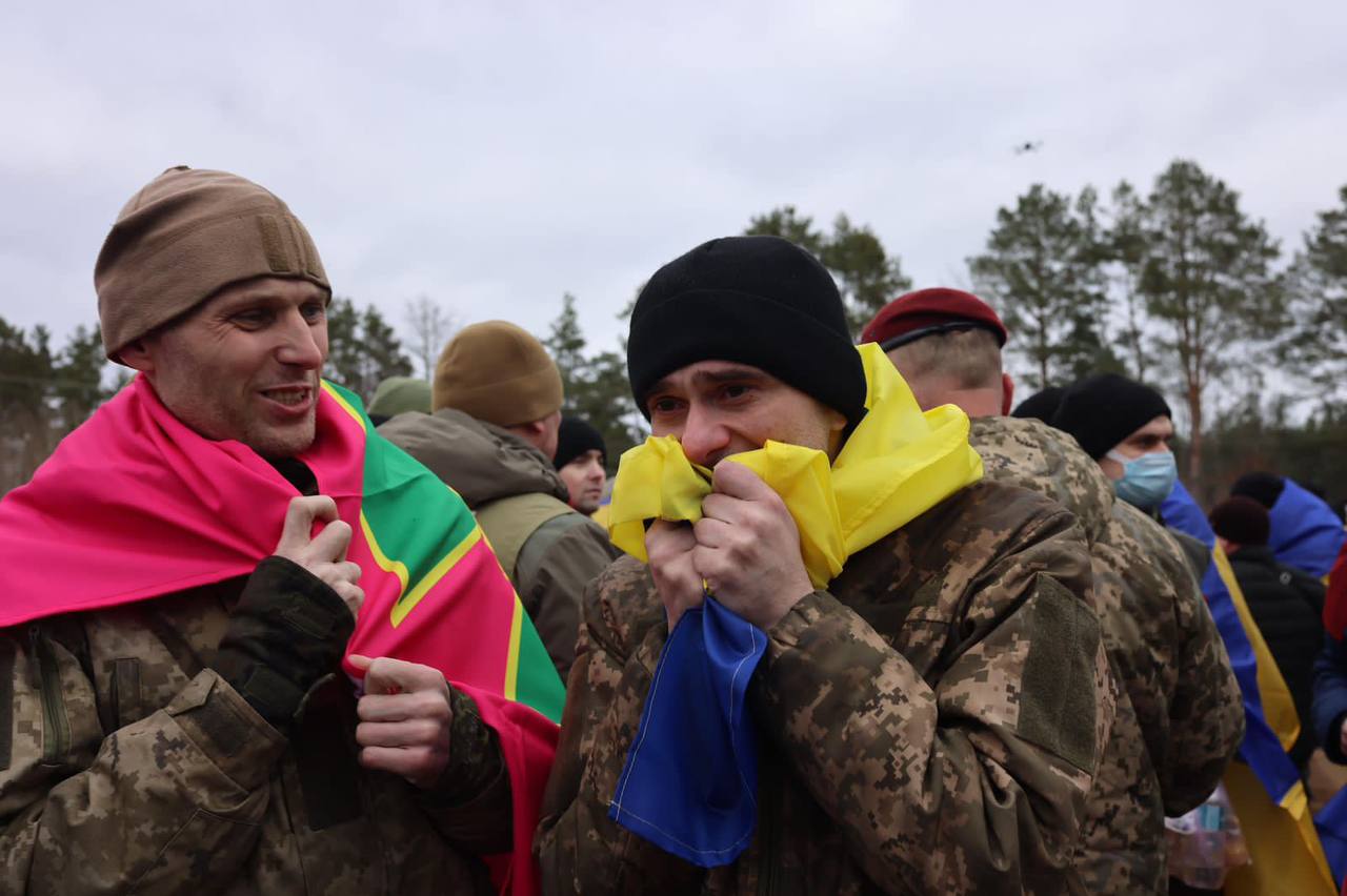 З російського полону повернулися 200 українських захисників - фото 13