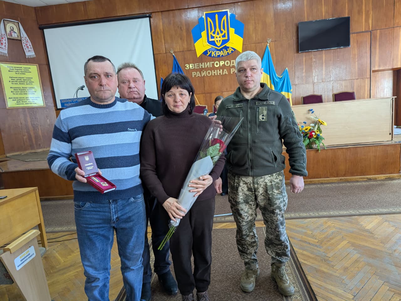 На Черкащині рідні шести загиблих військових отримали посмертні нагороди захисників - фото 2