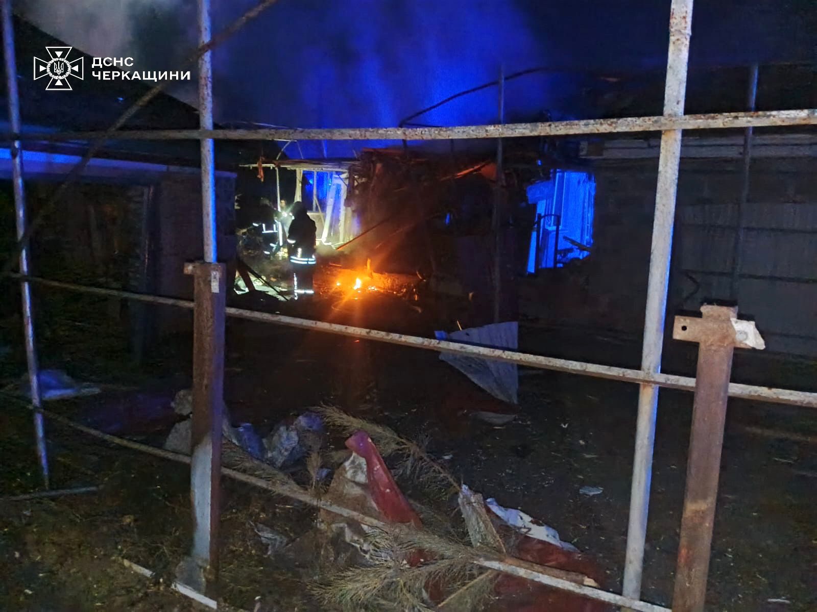 На Черкащині через російську атаку зруйновано будинок, є постраждалі - фото 2