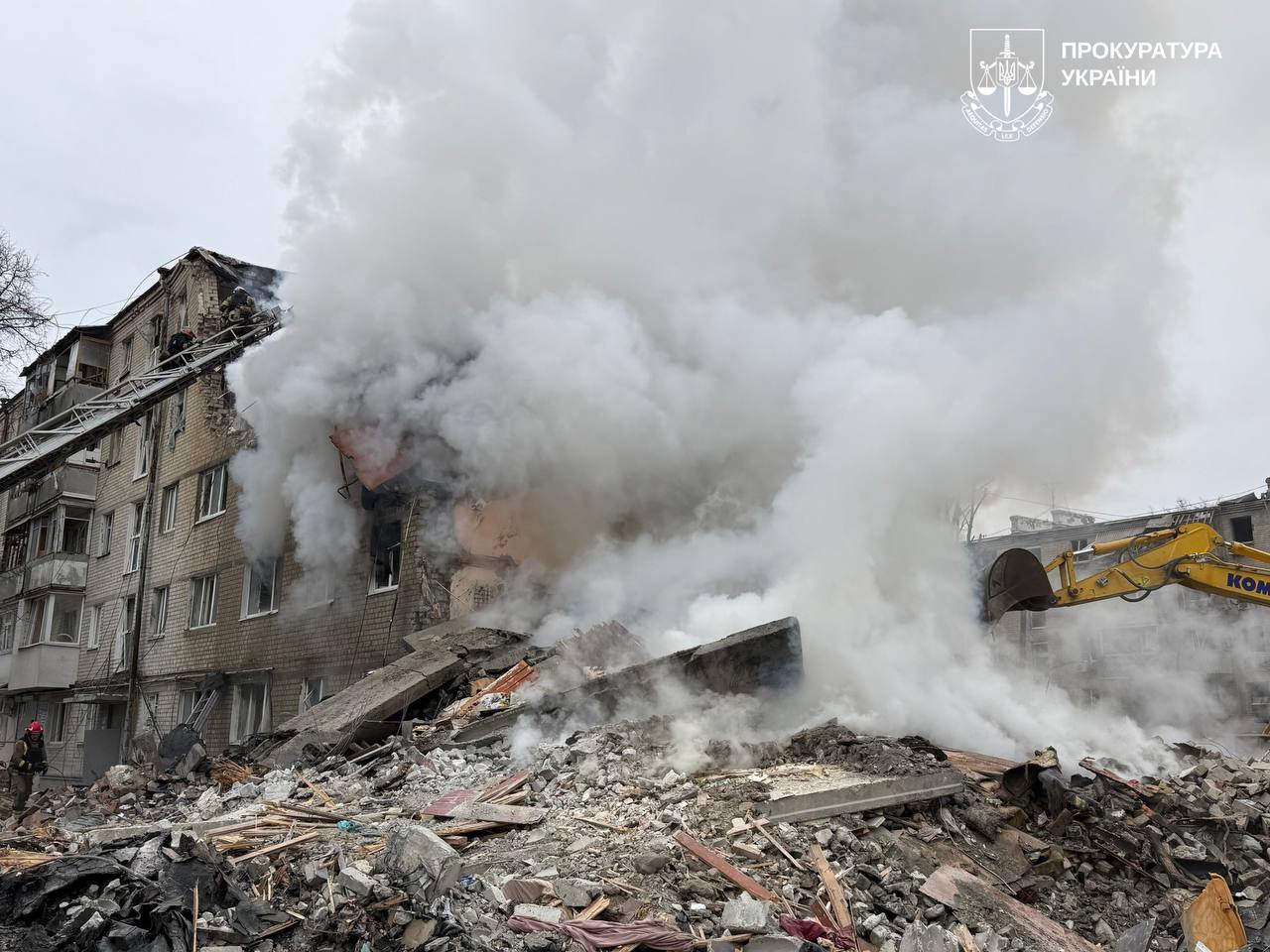 Росія вдарила по будинку в Харкові новою ракетою