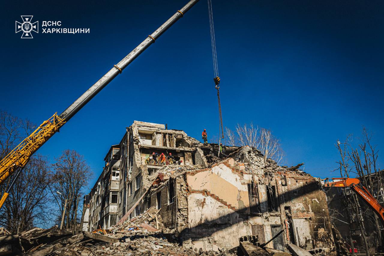 Аварійно-рятувальні роботи завершили у Харкові: підтвердили загибель 10 людей - фото 2