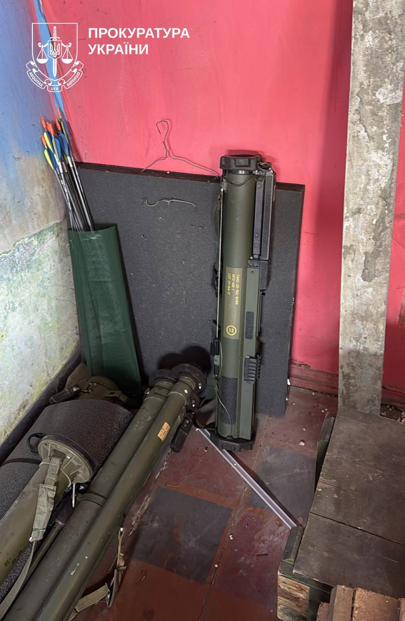 У Києві ділки замаскувались під СТО та торгували зброєю - фото 5