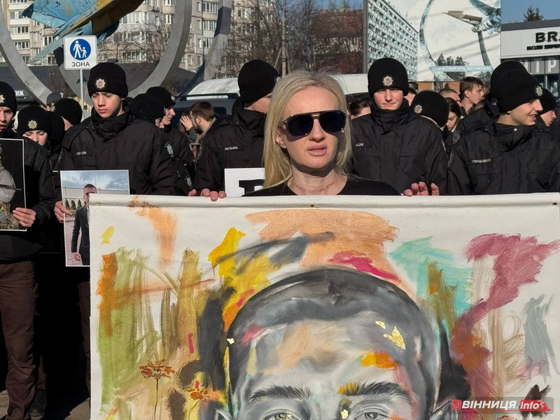 Навіки 21: у Вінниці вшанували пам’ять бійця «Азова», Героя України Назарія Гринцевича - фото 39