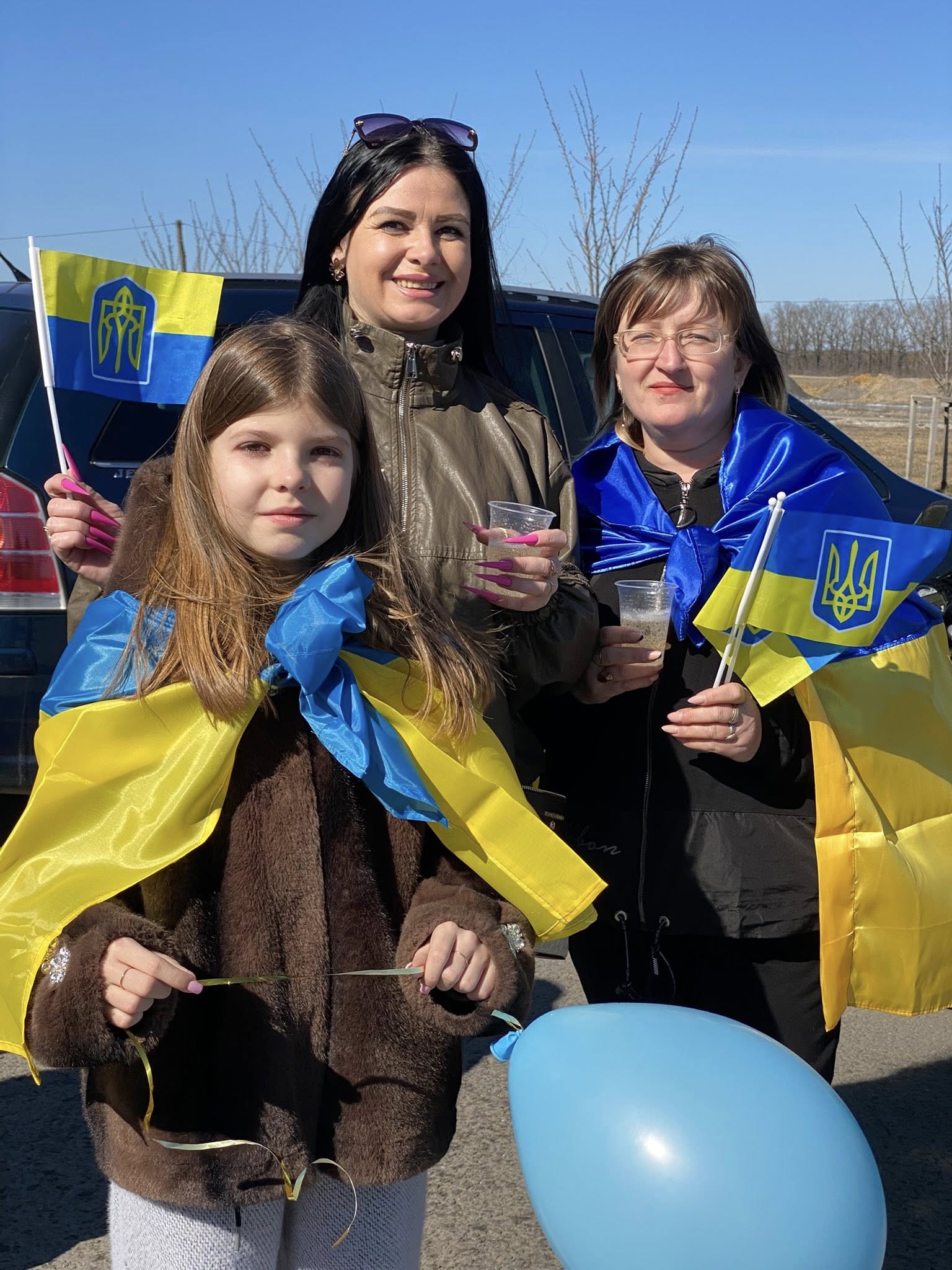 Усією громадою зустріли звільненого з полону бійця 59-ї бригади на Вінниччині - фото 13