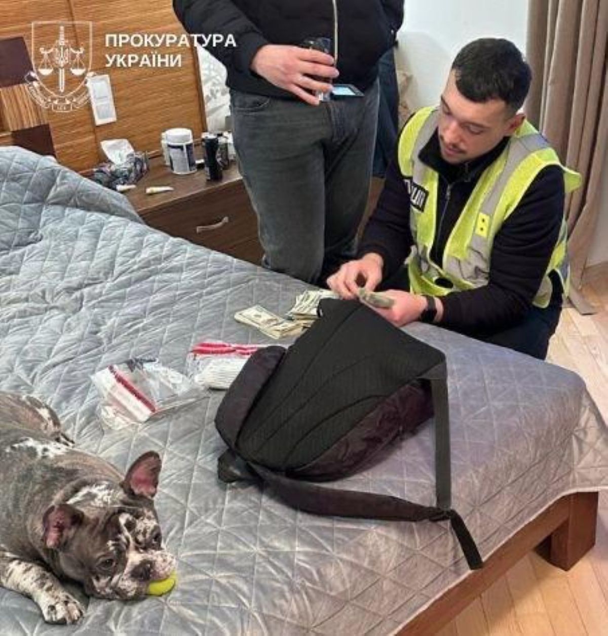 У Києві викрили кол-центри, які продавали підроблені документи ЄС