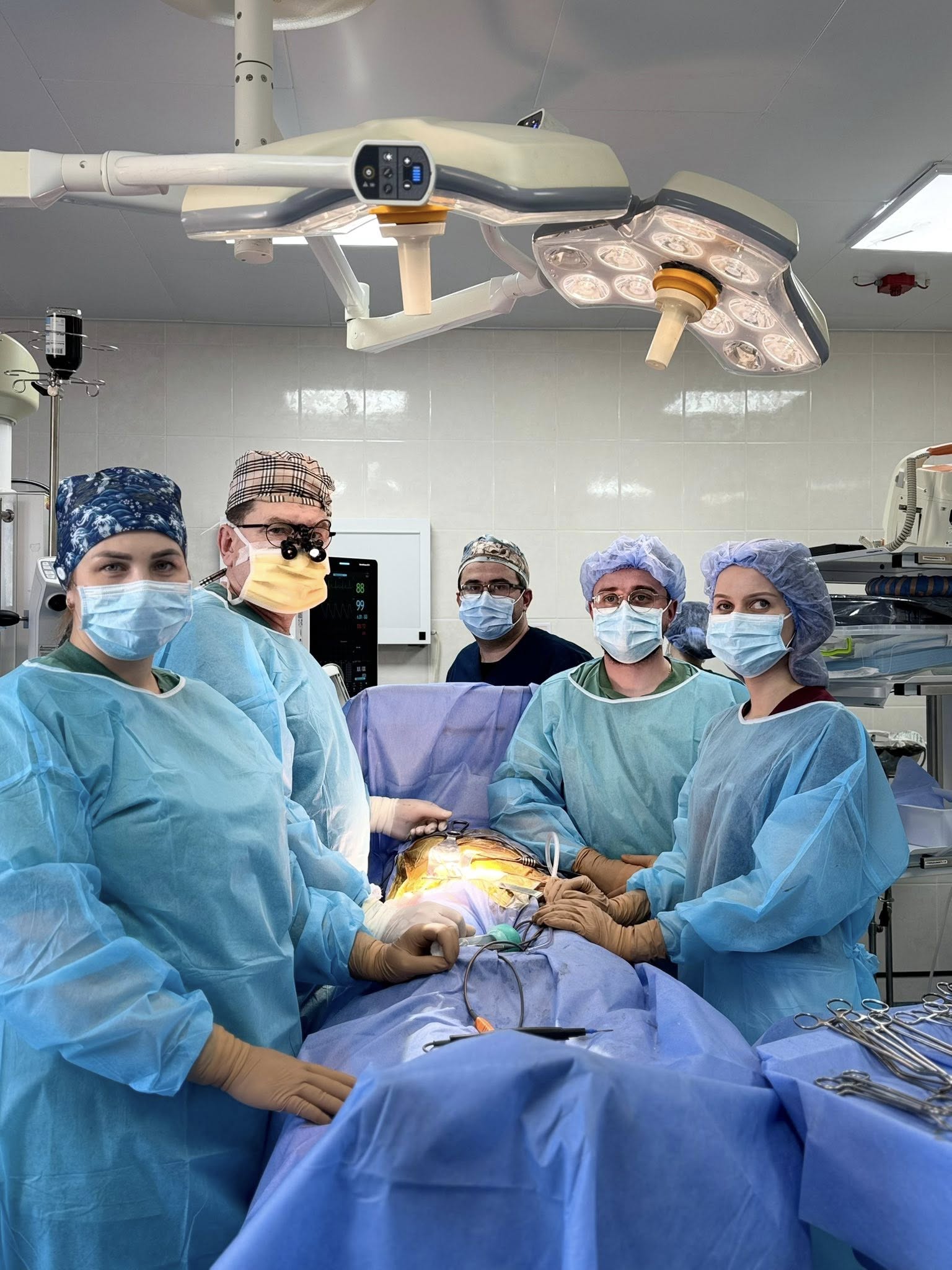 У Вінницькій «пироговці» виконали трансплантацію нирки від померлого донора - фото 5