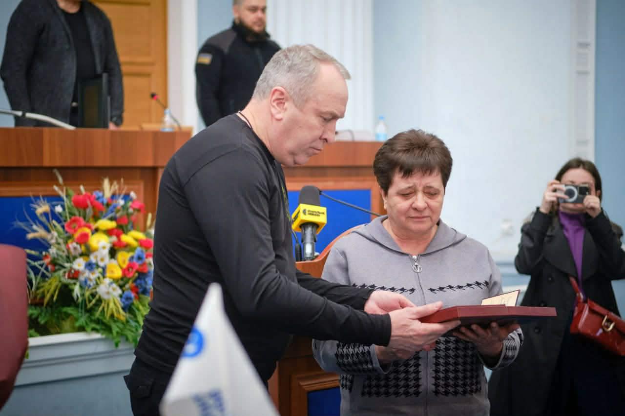 Посмертний орден вручили мамі Сергія Захаревича з Умані, який був командиром 110-ї окремої механізованої бригади