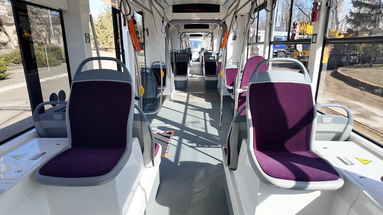 На Лівому березі Києва запустили нові трамваї - фото 2