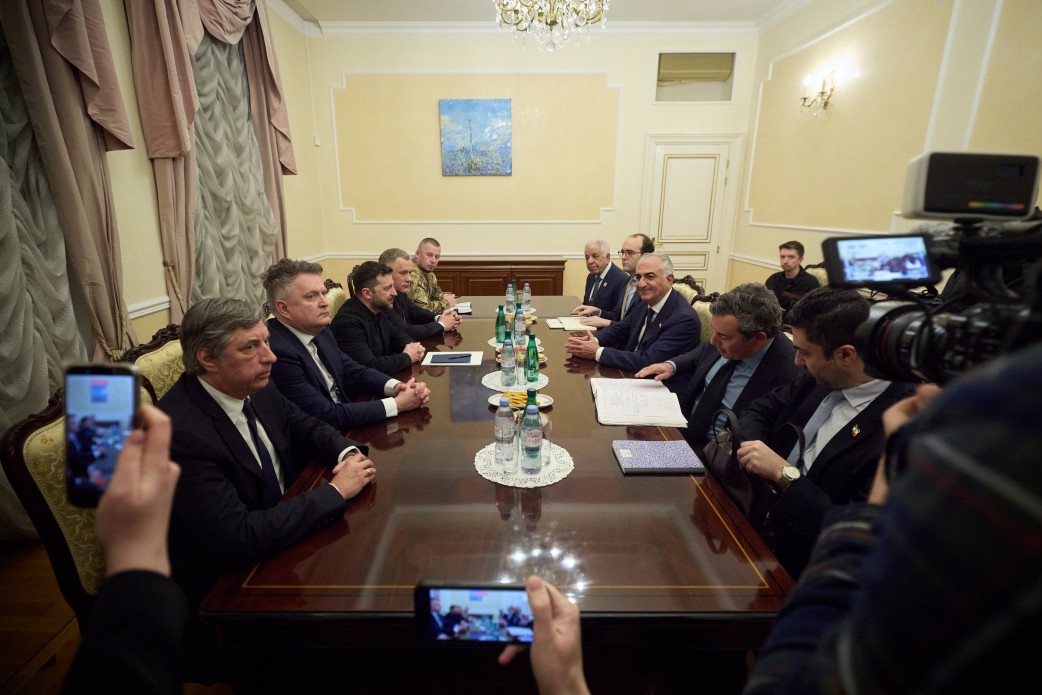 Президент Зеленський зустрівся зі спадкоємним принцом Ірану в екзилі