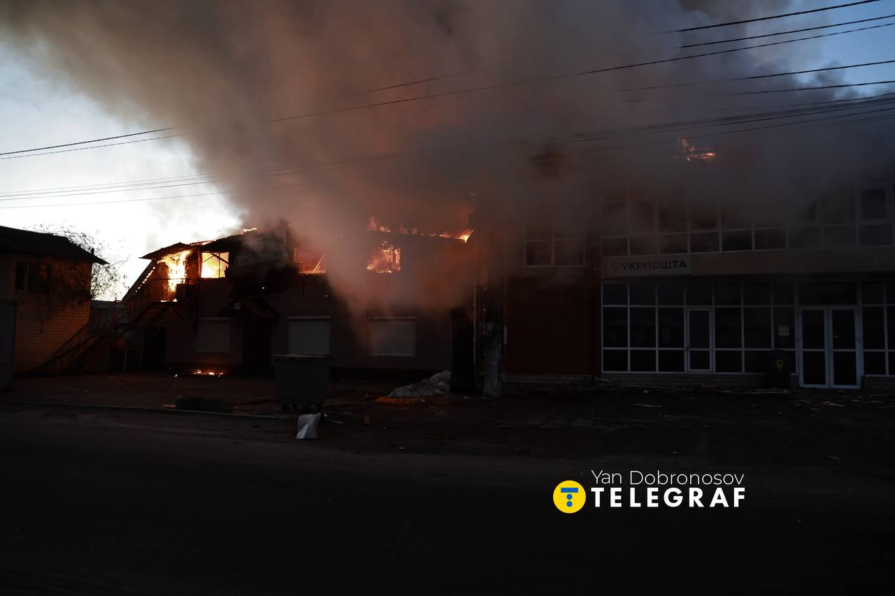 Четверо загиблих, 10 людей постраждали: поліція Київщини фіксує наслідки атаки РФ - фото 2