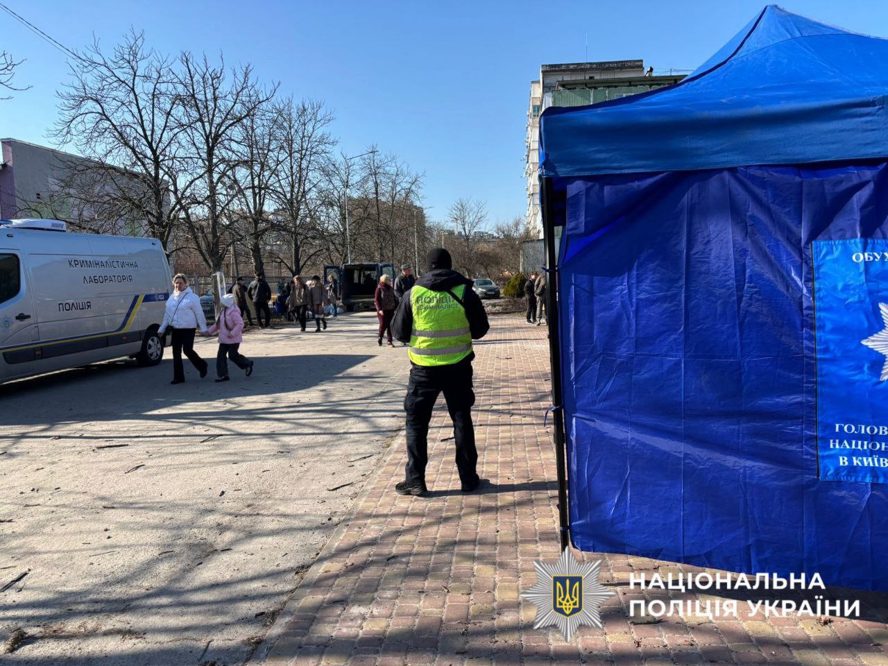 Поліція Київщини продовжує документувати наслідки атаки рф у області - фото 2