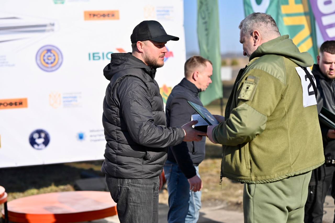 «Це люди, які свідомо обрали Україну»: на Київщині відзначили добровольців - фото 7