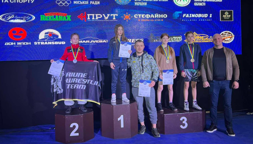 Спортсменки з Черкащини отримали медалі чемпіонату України з вільної боротьби U15