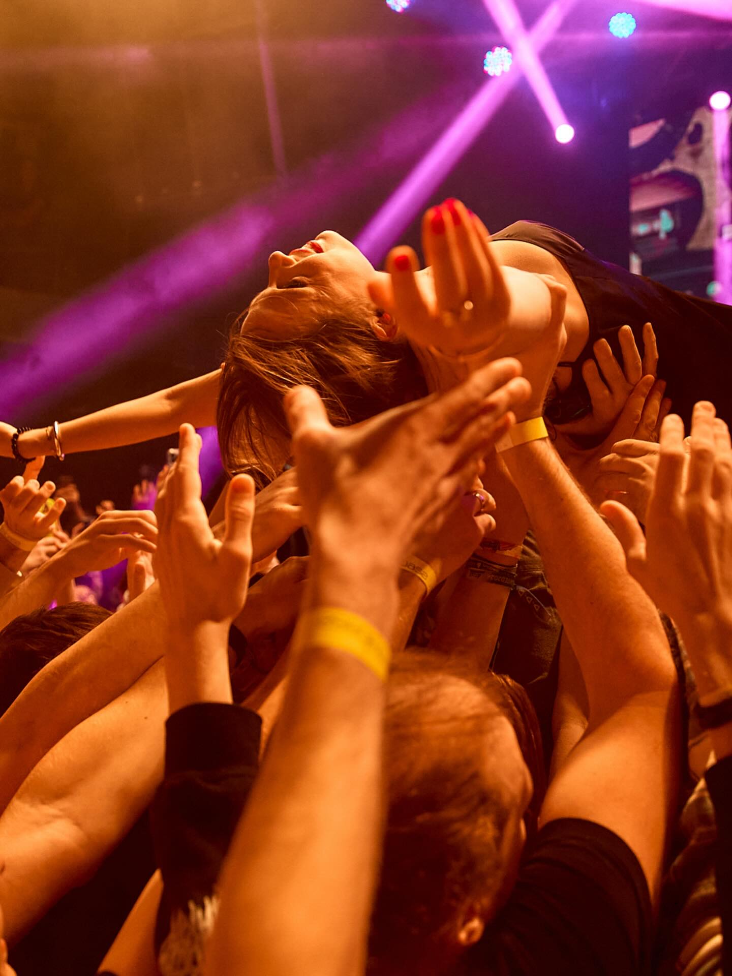 Перед концертом у Черкасах застрягла в туалеті: Ірена Карпа поділилася смішними історіями з гастролей - фото 2