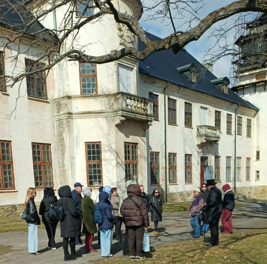 Палац Шувалових на Черкащині відкрив новий туристичний сезон