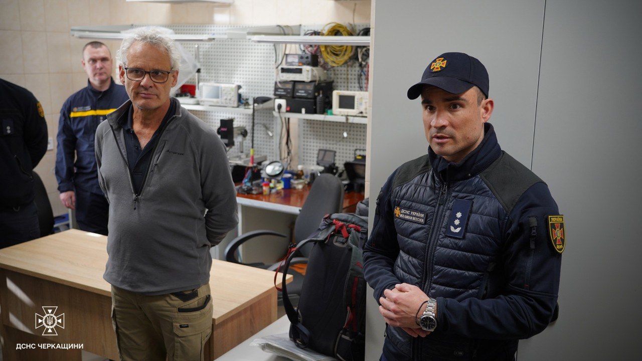 Іноземні експерти провели в Черкасах навчання для саперів із ремонту металошукачів для розміновування