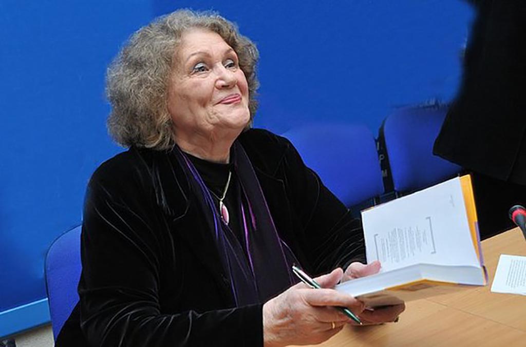 Цитати Ліни Костенко про війну, мову, Україну та сім’ю