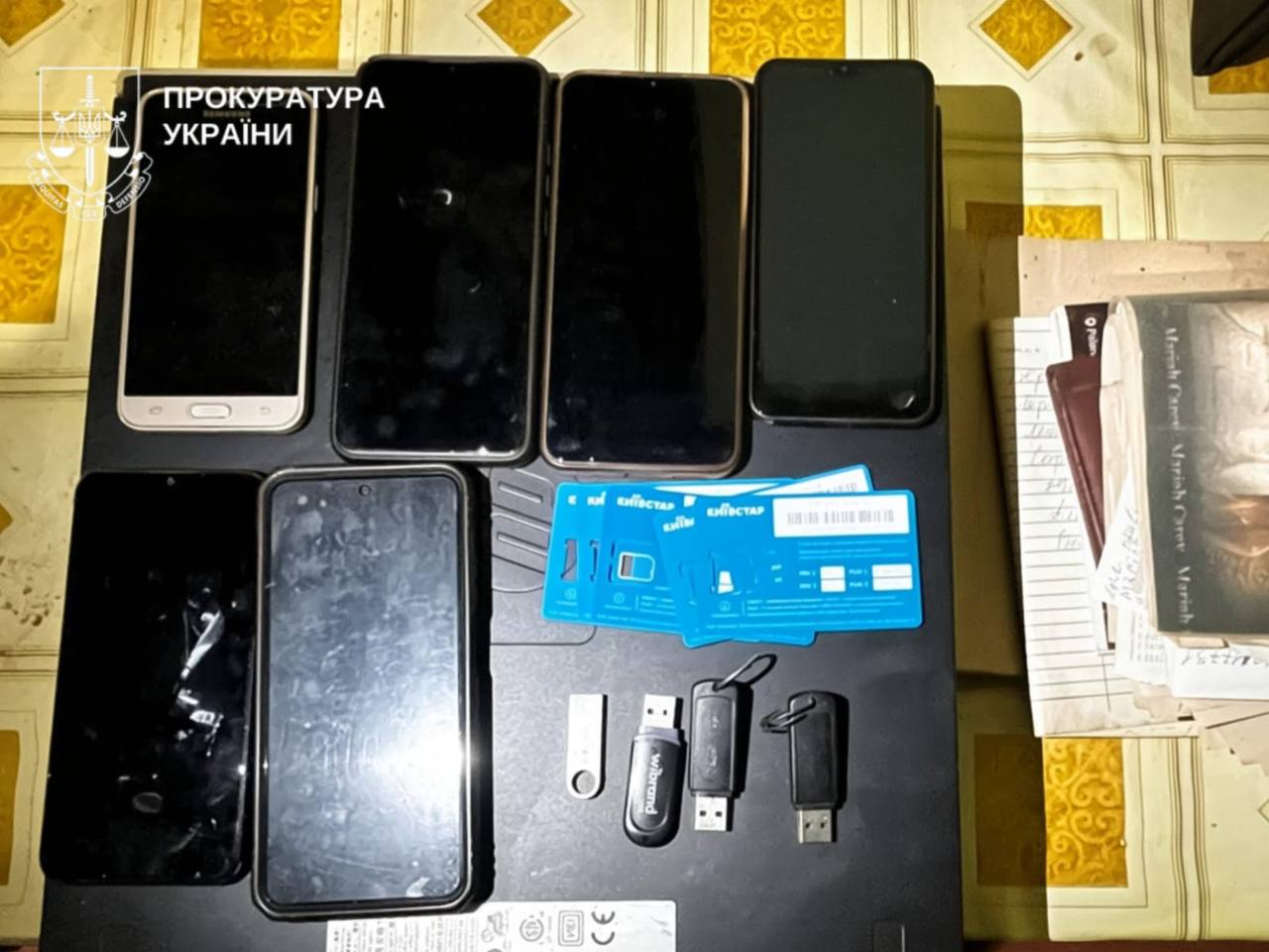 Правоохоронці викрили чоловіка, який змушував 8-річних дітей створювати порнографію