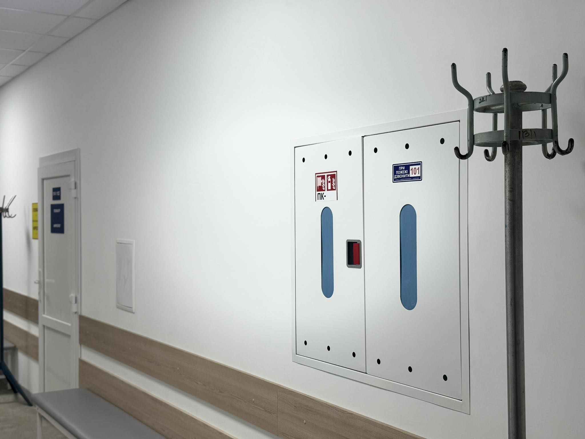 Відремонтували перший поверх поліклініки у Городищі. Фото - фото 6