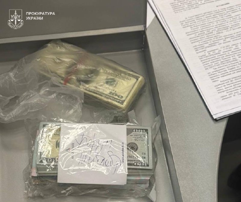 Бронювали військовозобов’язаних та виправдовували агресію рф: у Києві підозрюють посадовців держінституту - фото 3