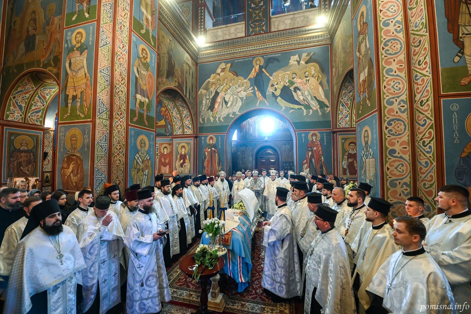 Блаженнійший Митрополит Епіфаній очолив першу частину чину відспівування Святійшого Патріарха Філарета - фото 12