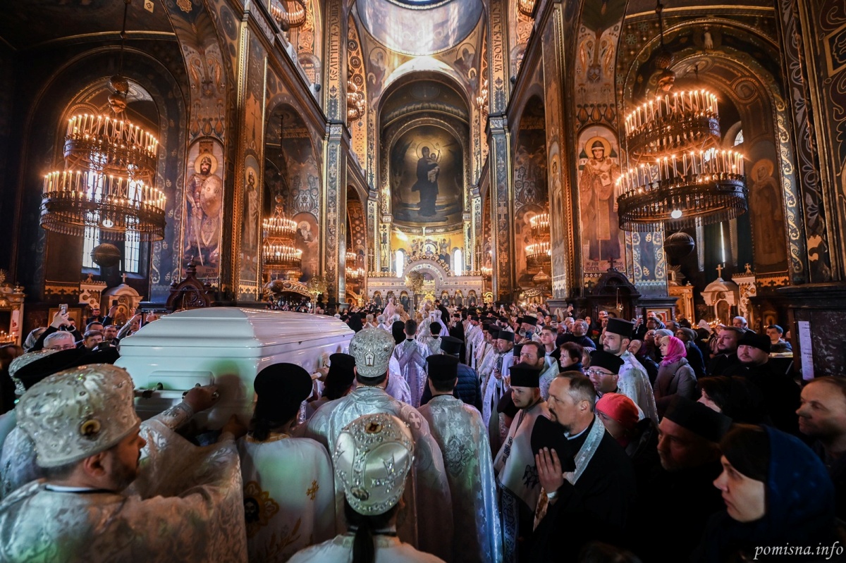 Виконали останню волю: У Володимирському кафедральному соборі поховали патріарха Філарета - фото 13