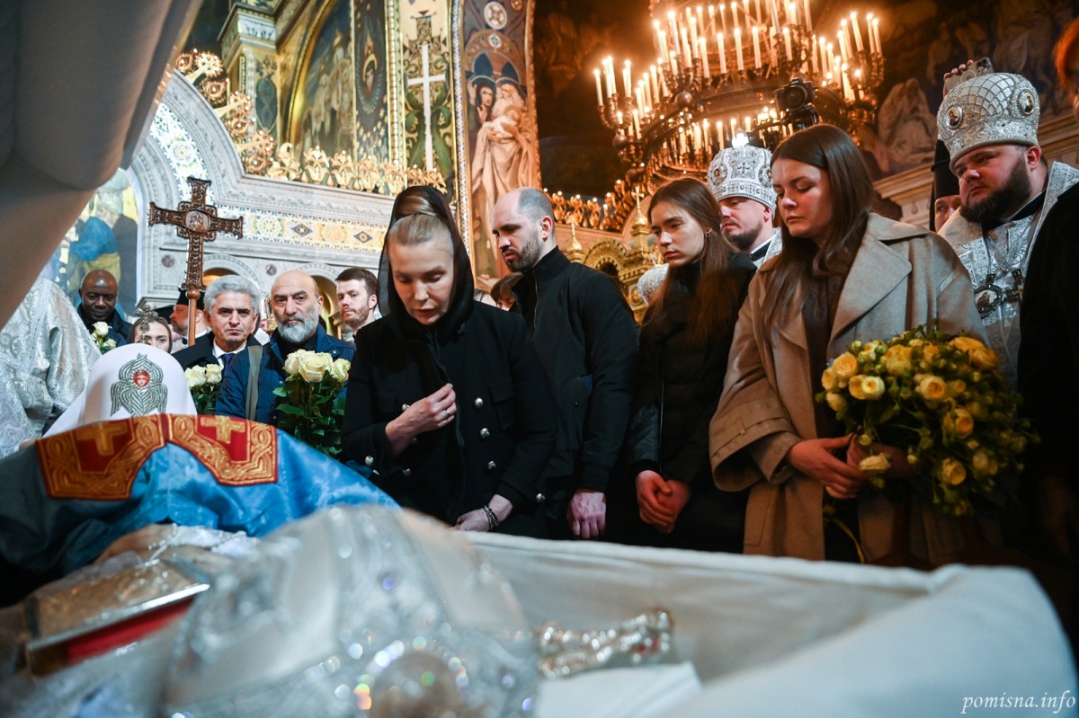 Виконали останню волю: У Володимирському кафедральному соборі поховали патріарха Філарета - фото 10