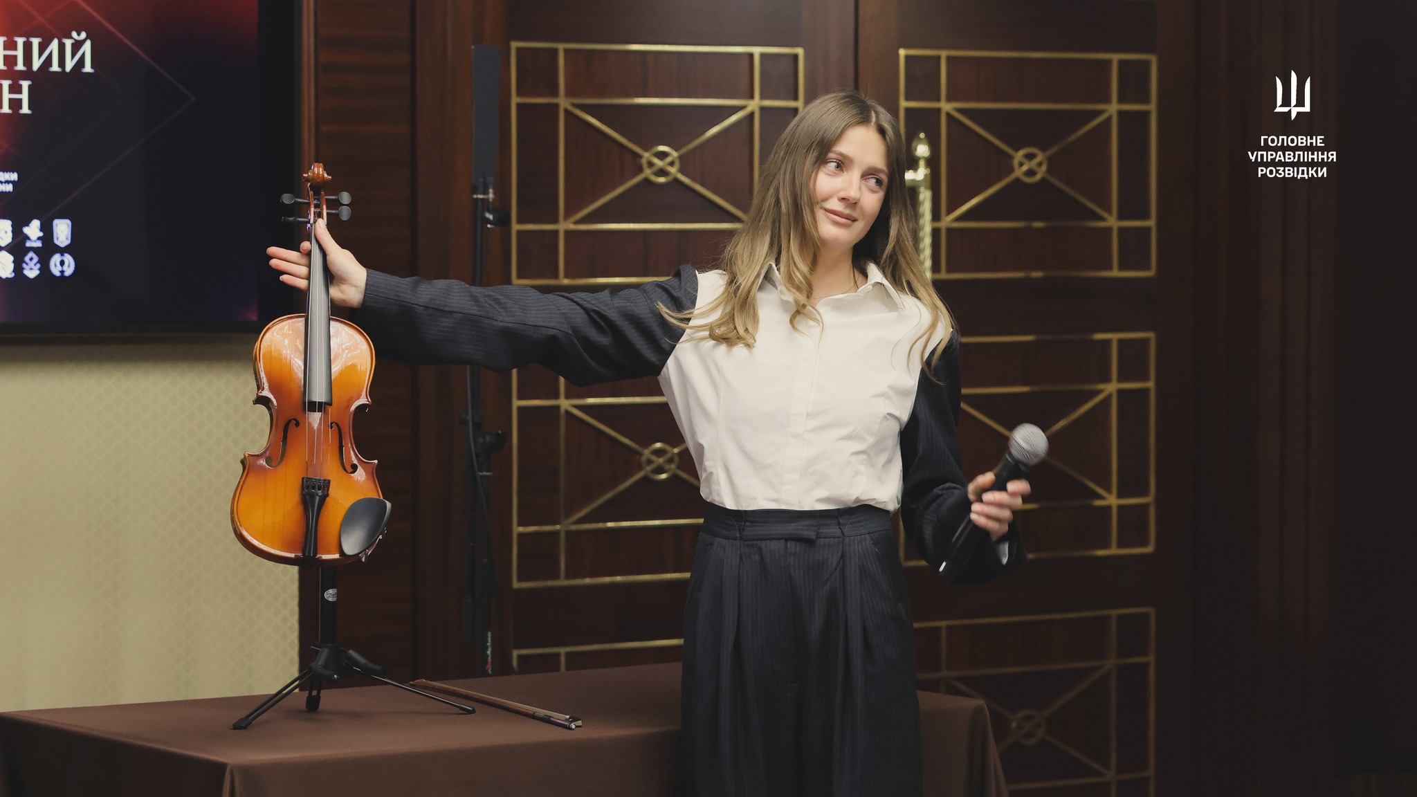 Артефакти війни на службі розвідки: у Києві відбувся аукціон на підтримку спецпідрозділів ГУР - фото 6