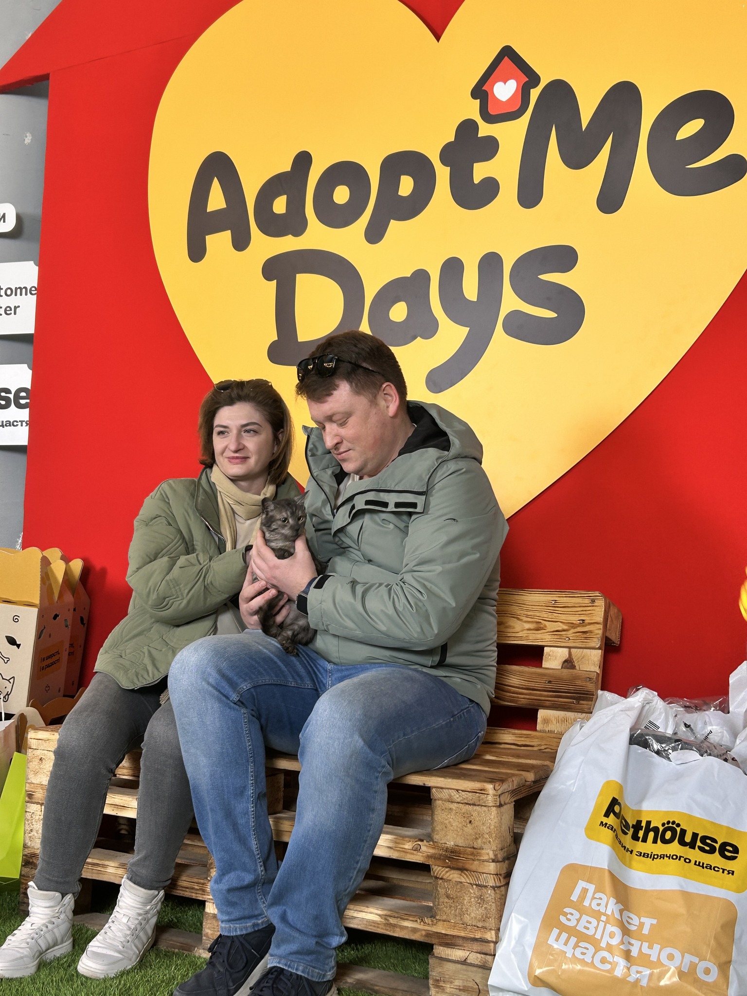 Майже півтори сотні безхатніх тварин знайшли петбатьків на фестивалі у Києві - фото 6