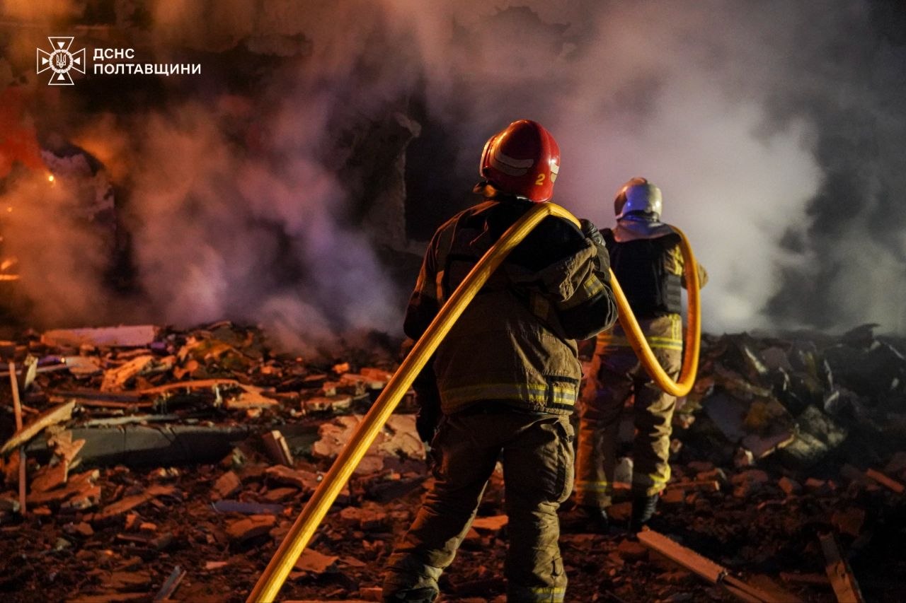 Дві людини загинули внаслідок обстрілу Полтави і району - фото 5