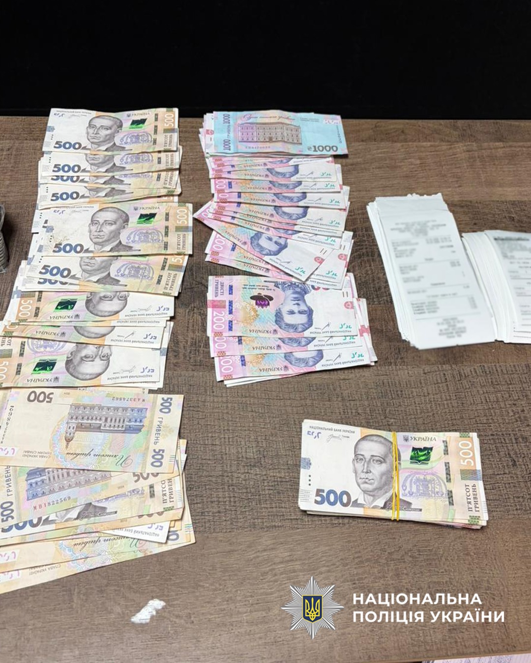 У Черкасах незаконно торгували рідинами для електронних сигарет - фото 3