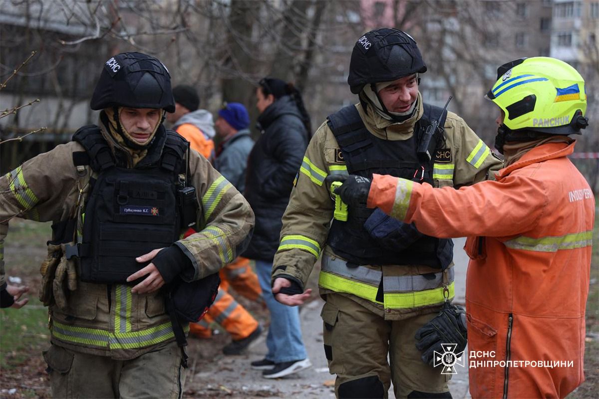 Росія атакувала 14-поверховий будинок у Дніпрі - фото 2