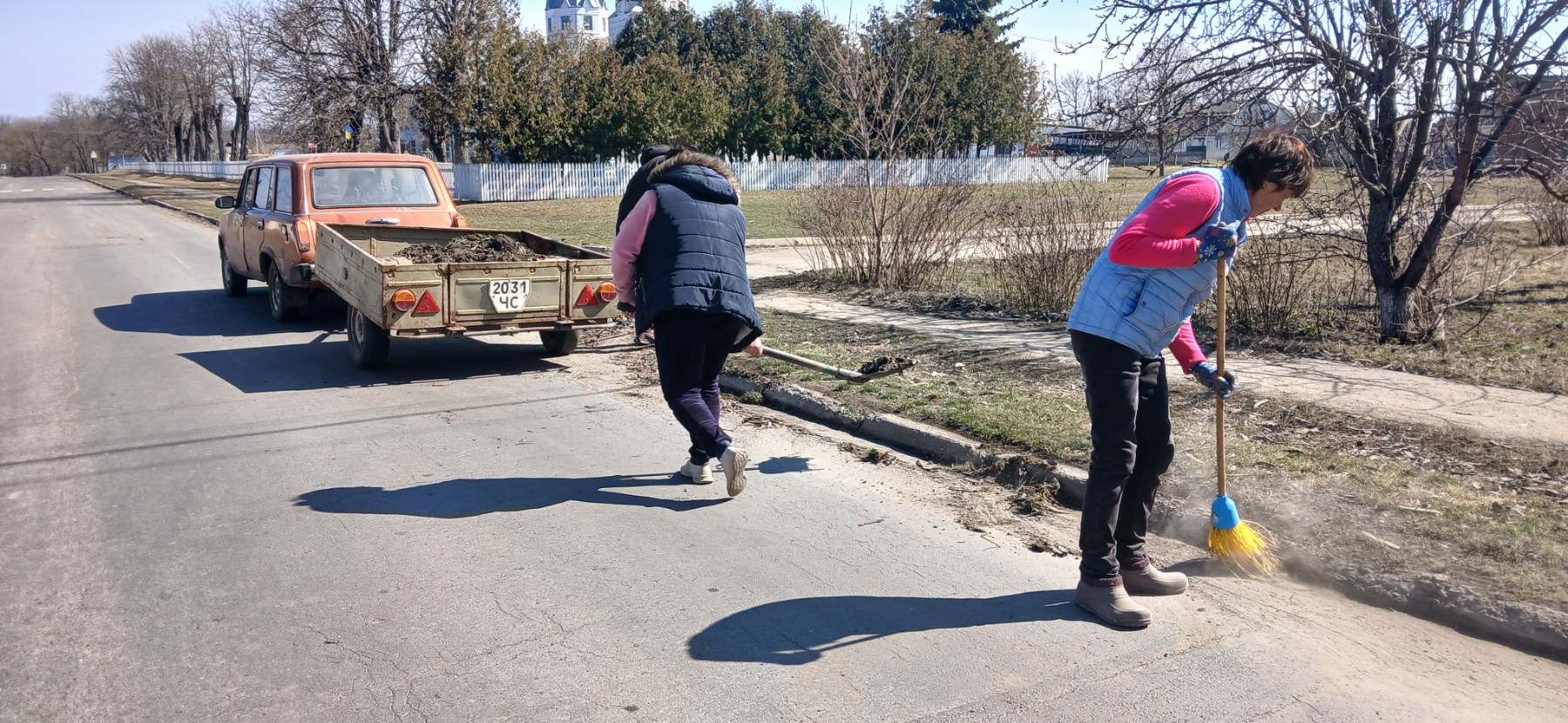 У Тальному готуються до Великодня і провід - фото 2