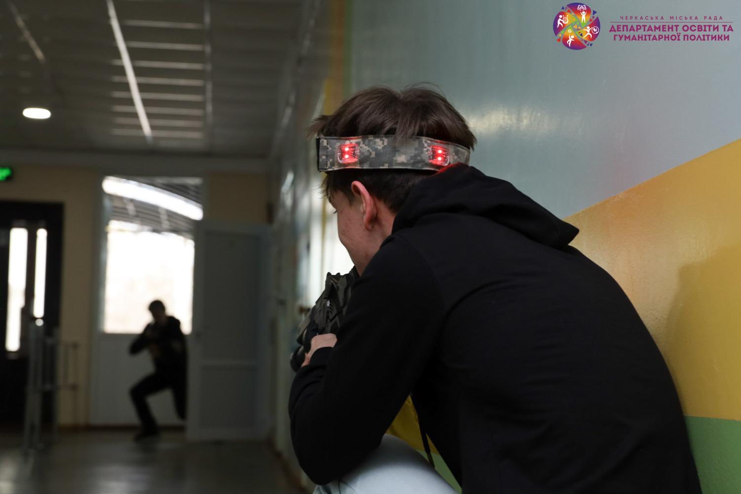 Міністр освіти Оксен Лісовий відвідав школи у Черкасах. Фото - фото 3