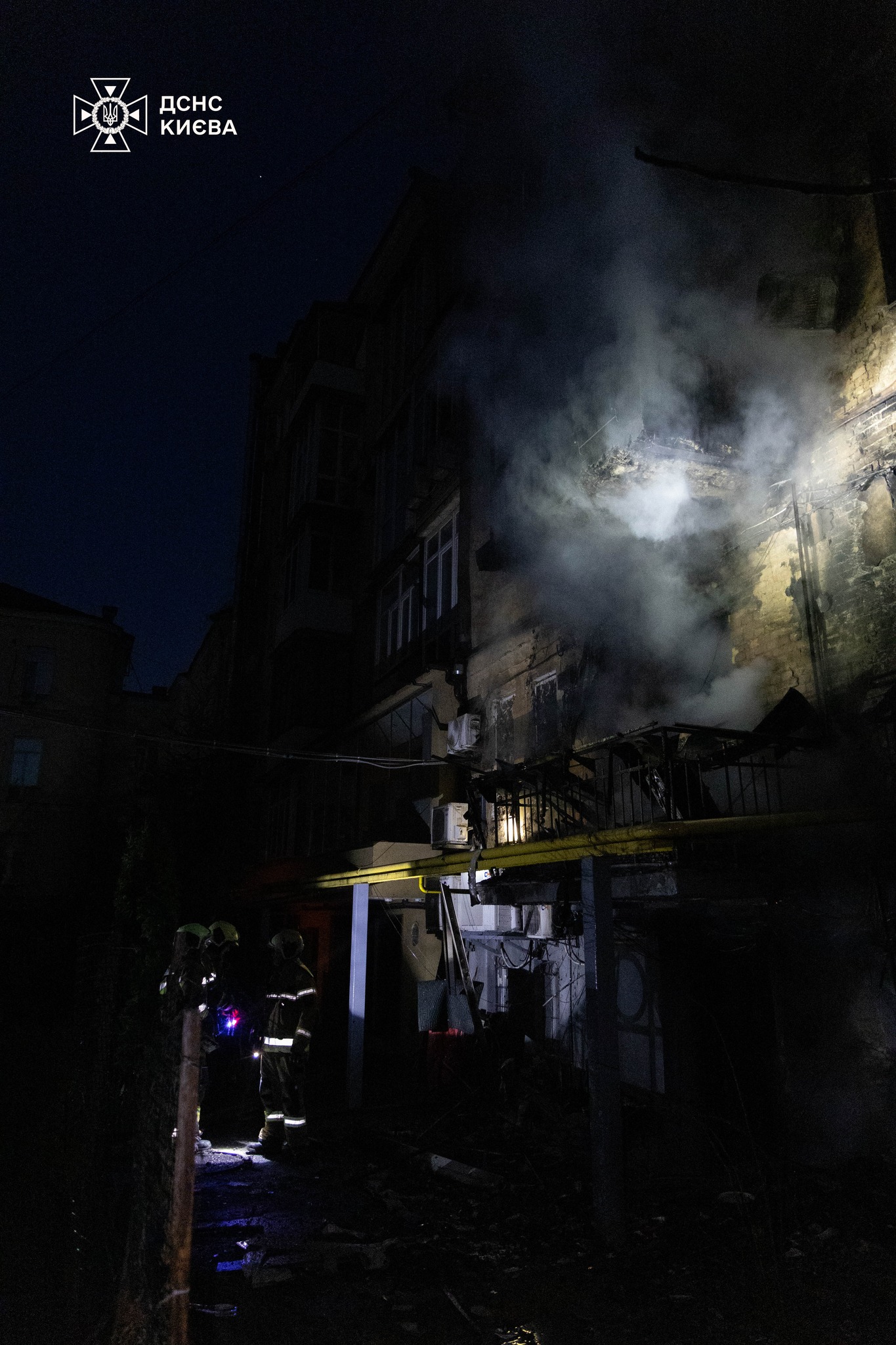 У Шевченківському районі Києва під час пожежі врятували 10 людей