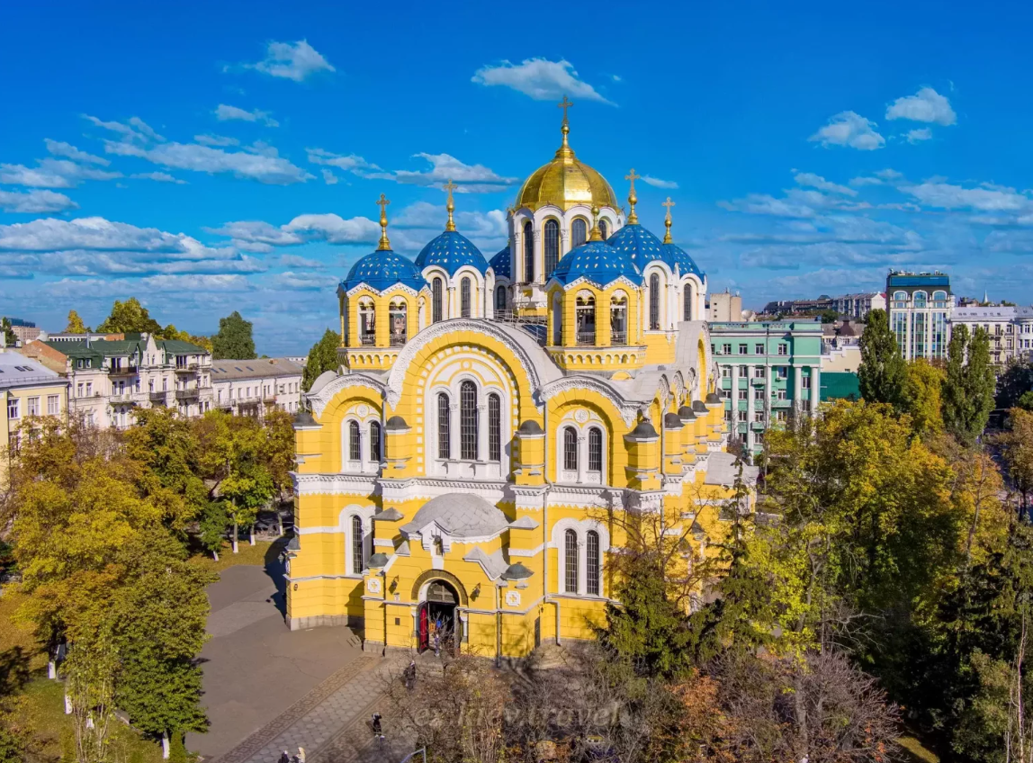 Володимирський кафедральний собор у Києві: цікаві факти, чудотворні ікони та мощі