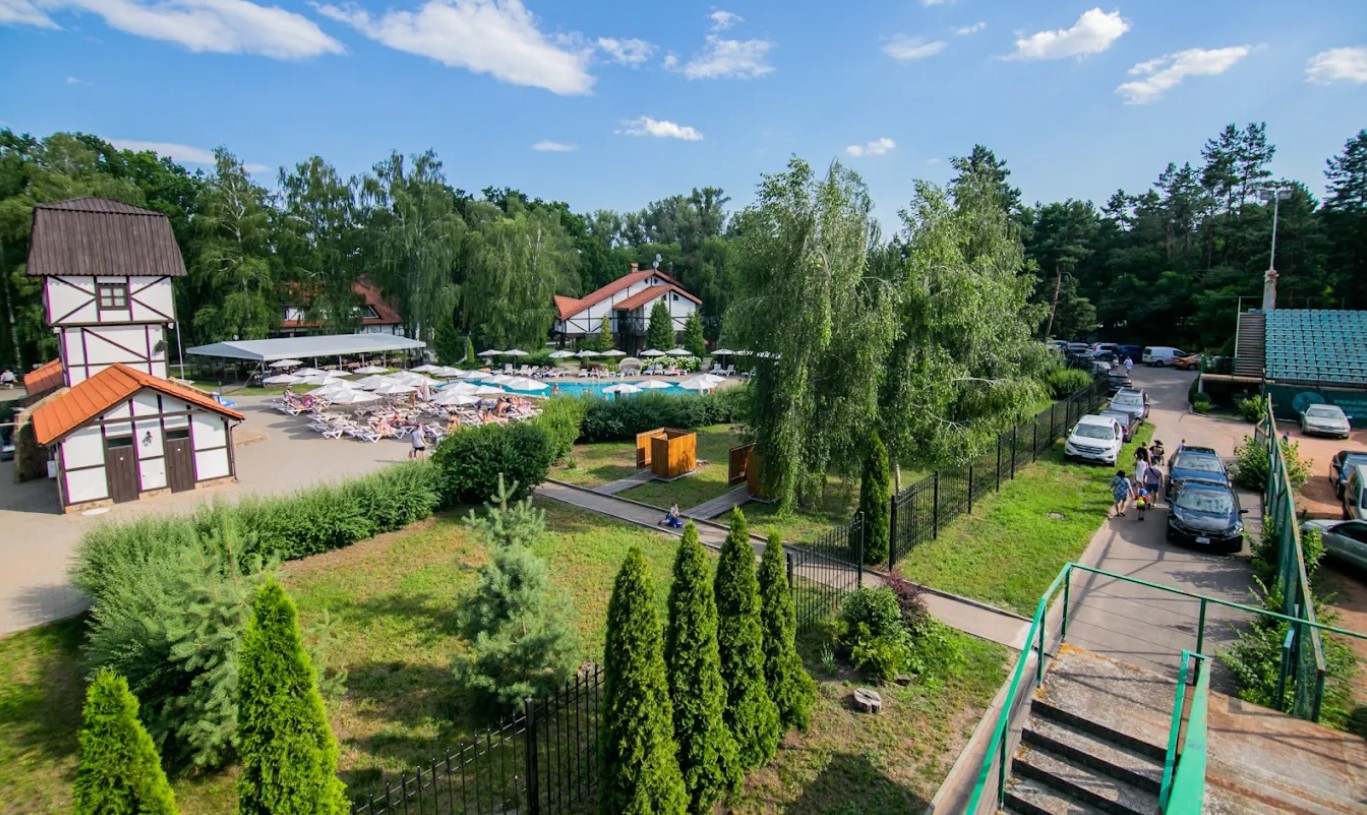 Відпочинок на Дніпрі в Черкаській області: ТОП-10 найкращих баз та комплексів - фото 11