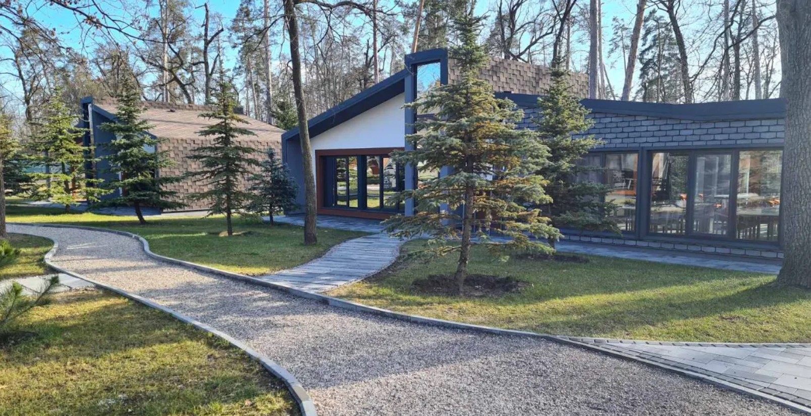 Відпочинок на Дніпрі в Черкаській області: ТОП-10 найкращих баз та комплексів - фото 4