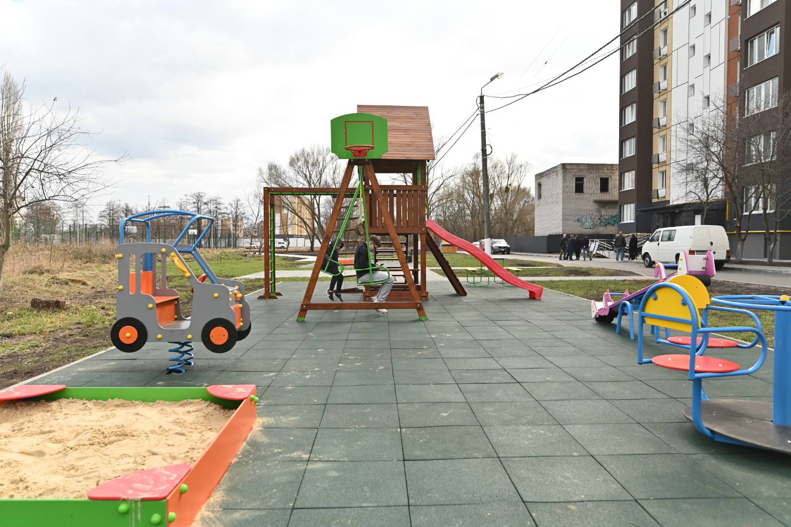 У Бородянці відновили ще два багатоквартирні будинки - фото 4