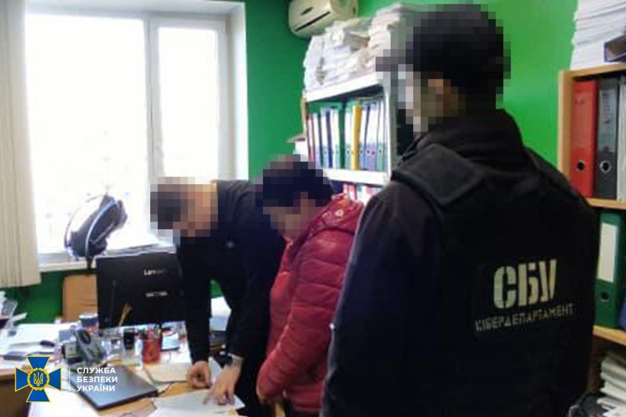 Чиновниця Міністерства культури виявилася прихильницею Путіна. Її затримали в Києві