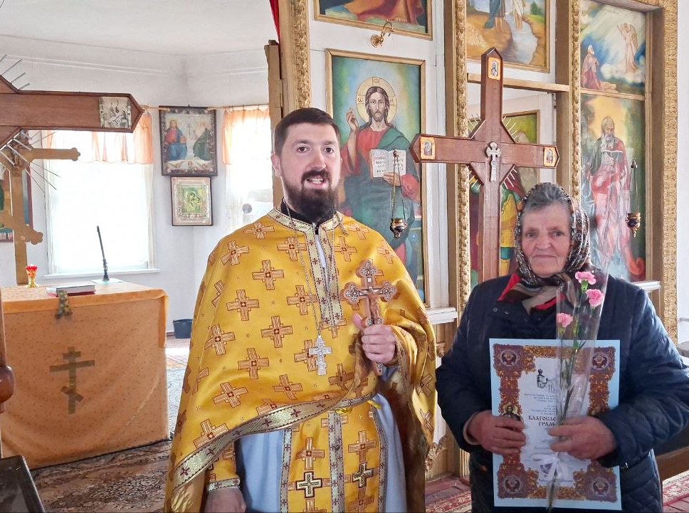 У храмі Черкащини, який перейшов до ПЦУ, вперше провели службу українською мовою - фото 2