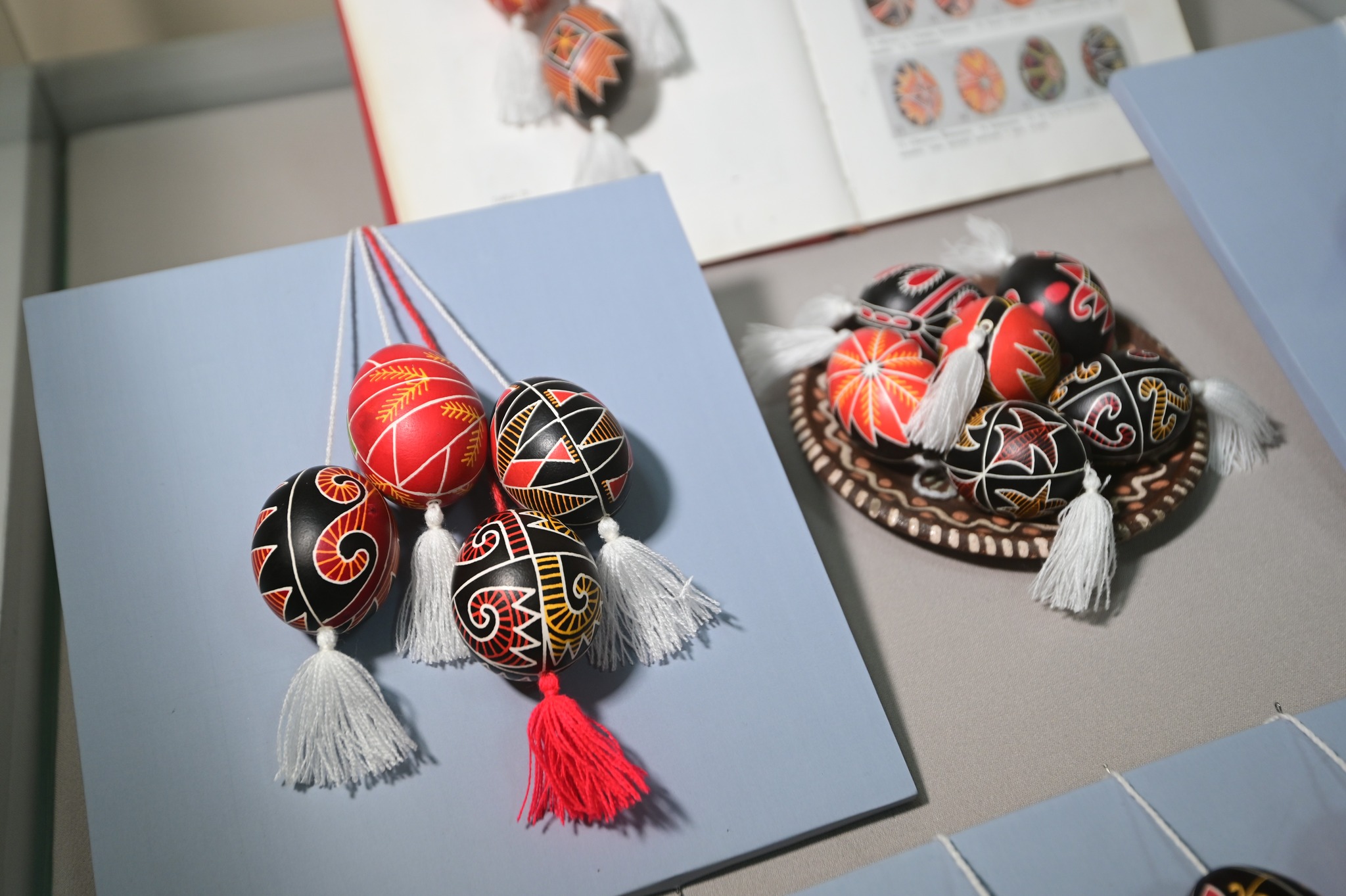 У Києві відкрили виставку про тисячолітню історію української писанки