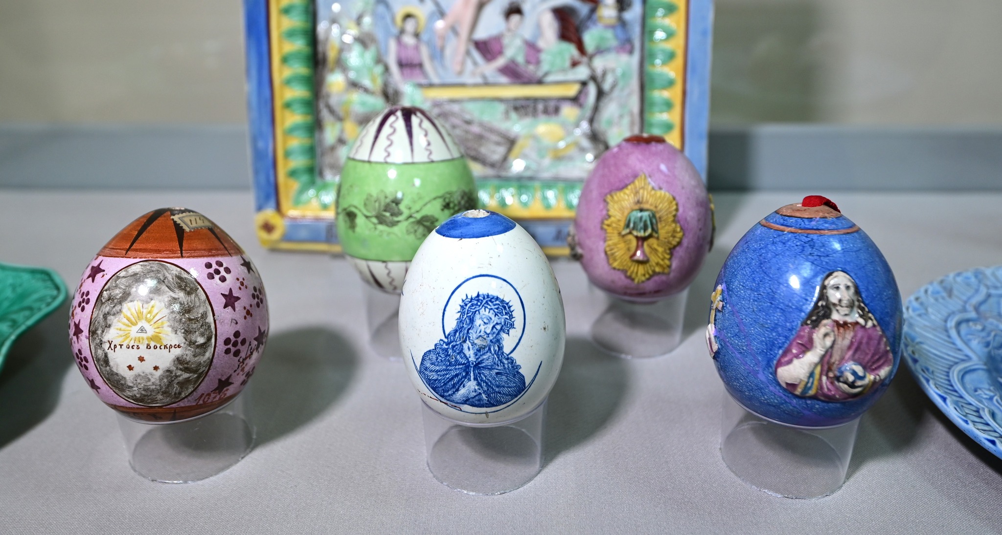 У Києві відкрили виставку про тисячолітню історію української писанки - фото 7